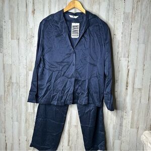 Lunya Washable Silk Long Sleeve Pant Set in Deep Blue